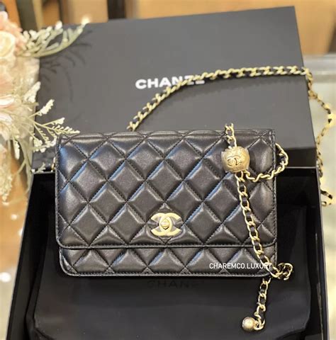 chanel wallet purse on a chain|chanel wallet on chain cost.